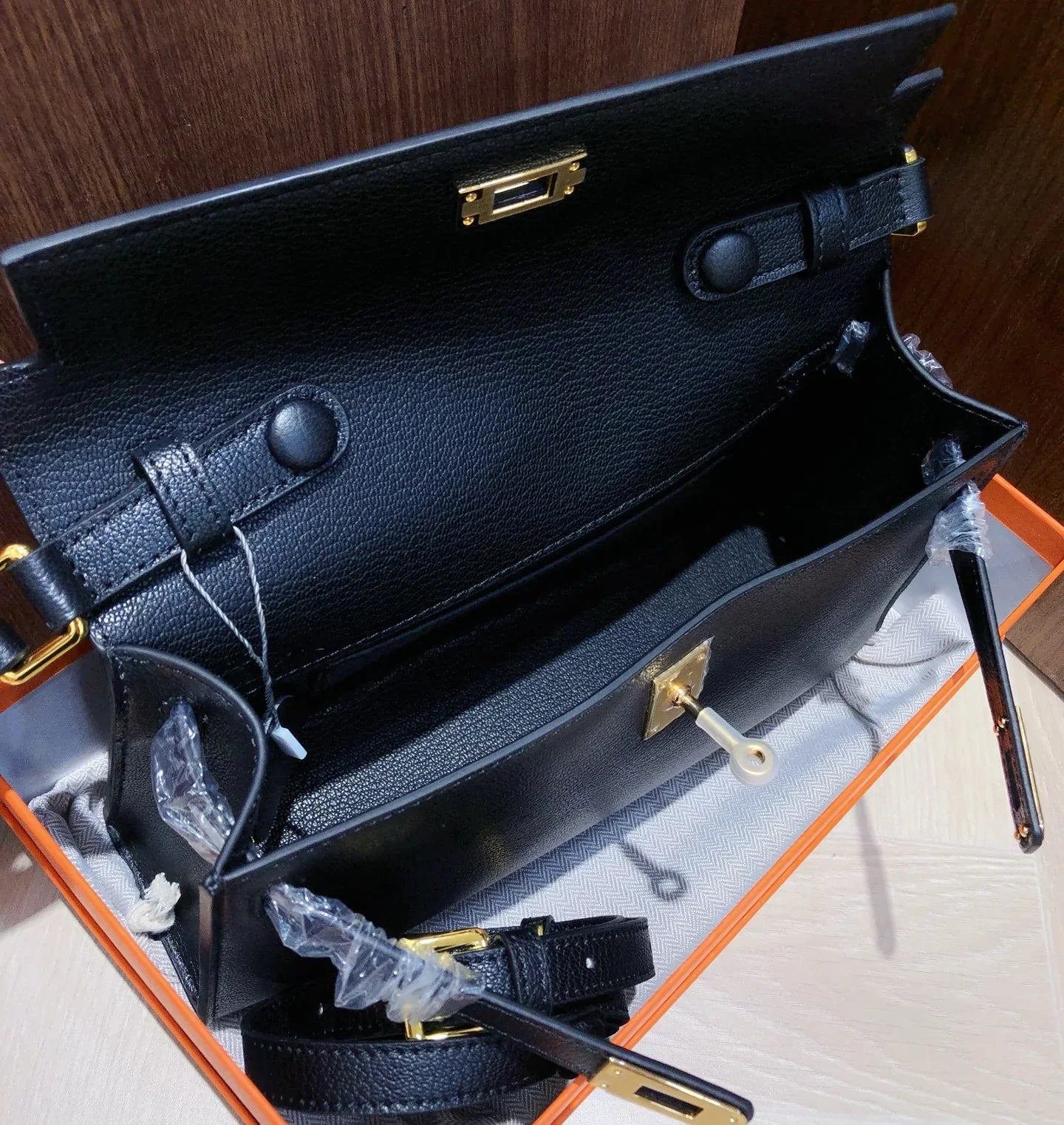 Kelly Pochette Noir Madame Gold Hardware