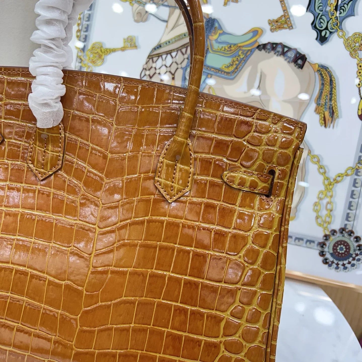 Birkin Shiny Niloticus Crocodile Cowhide Leather Gold Hardware